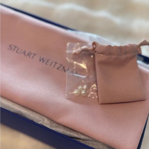 Stuart Weitzman Emmaline Leather Sandals With Pearls - Picture 10 of 10